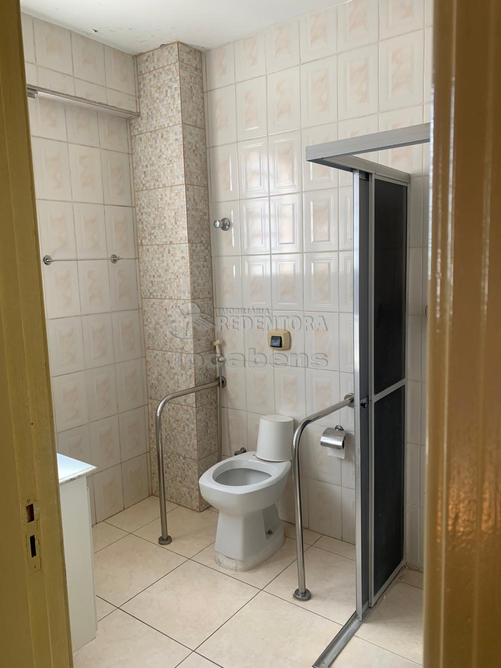 Comprar Apartamento / Padrão em São José do Rio Preto R$ 300.000,00 - Foto 19