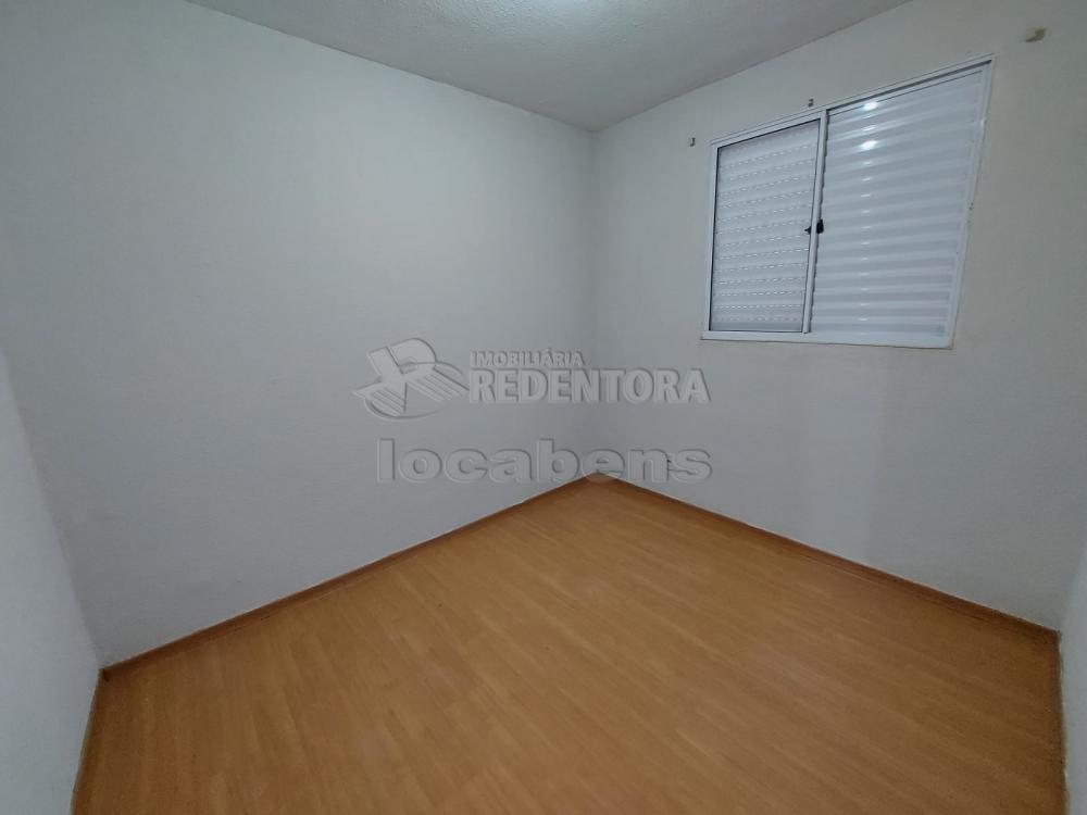 Alugar Apartamento / Padrão em São José do Rio Preto R$ 600,00 - Foto 5