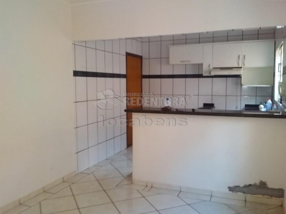 Comprar Casa / Padrão em São José do Rio Preto R$ 350.000,00 - Foto 4