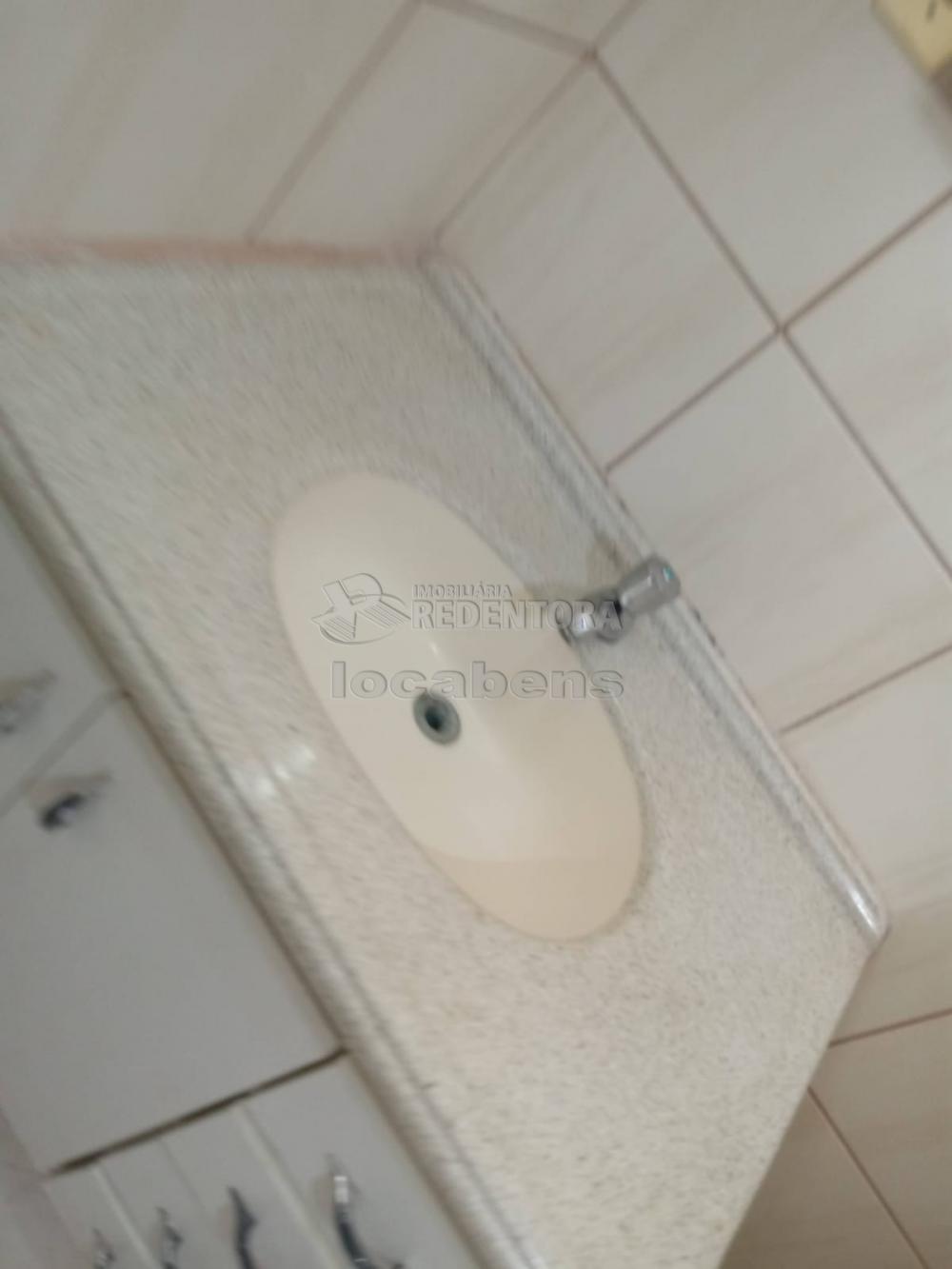 Comprar Apartamento / Padrão em São José do Rio Preto R$ 180.000,00 - Foto 11