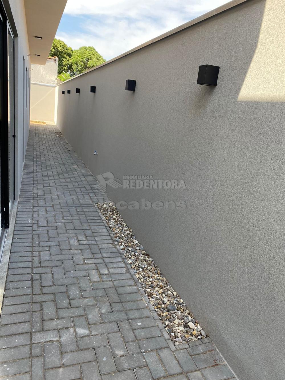 Comprar Casa / Padrão em Mirassol R$ 420.000,00 - Foto 2