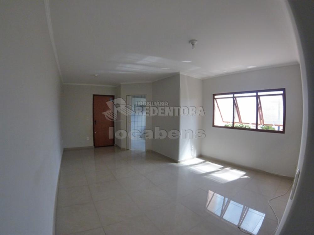 Comprar Apartamento / Padrão em São José do Rio Preto apenas R$ 215.000,00 - Foto 2