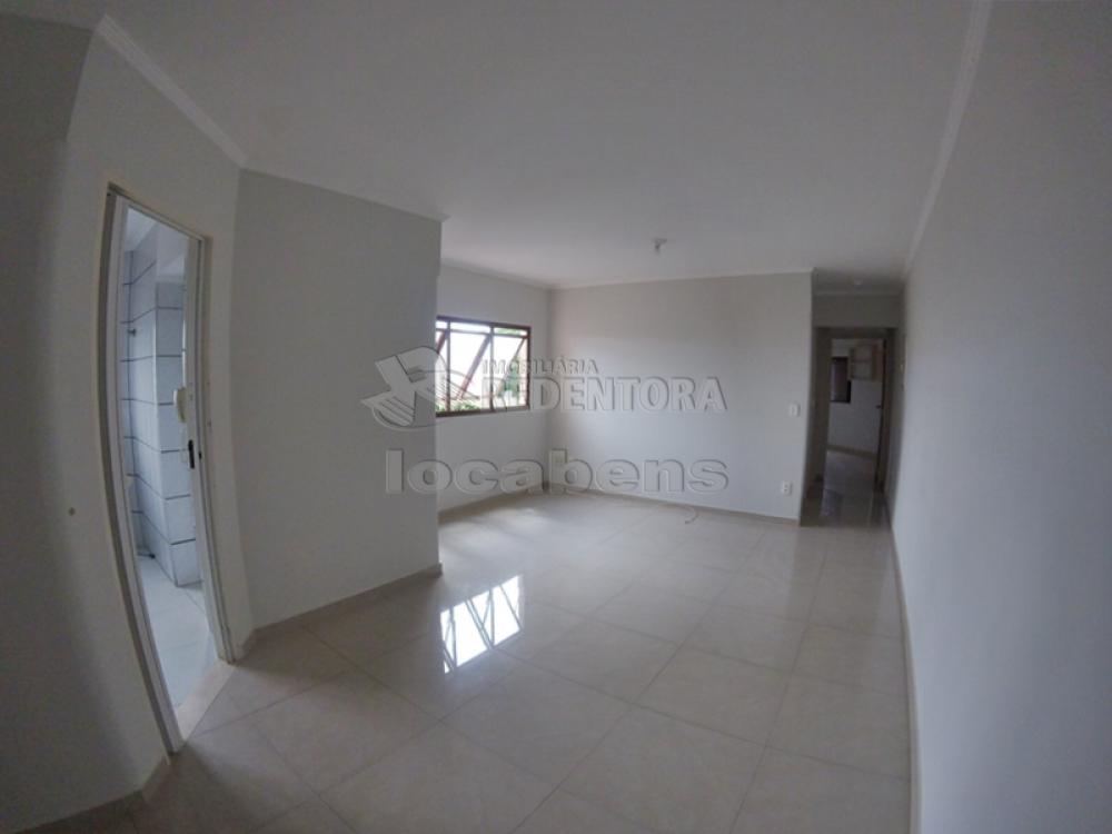 Comprar Apartamento / Padrão em São José do Rio Preto apenas R$ 215.000,00 - Foto 3