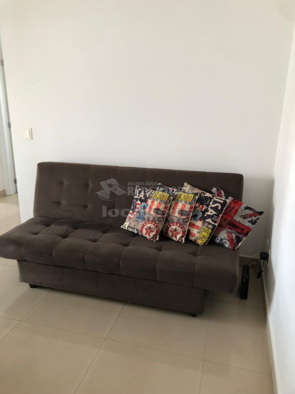 Alugar Apartamento / Padrão em São José do Rio Preto R$ 2.200,00 - Foto 6