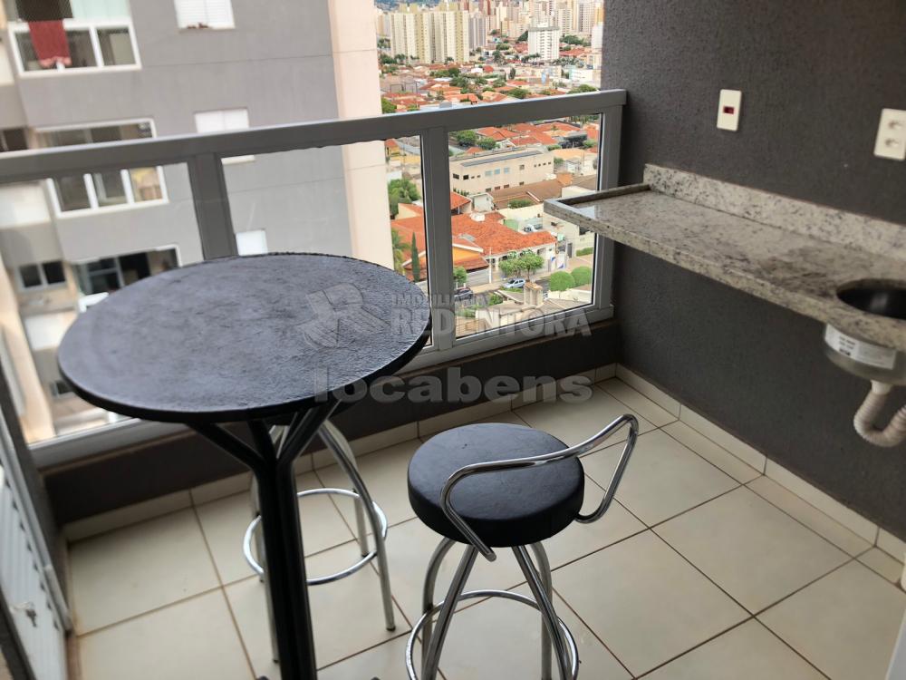 Alugar Apartamento / Padrão em São José do Rio Preto R$ 2.200,00 - Foto 1