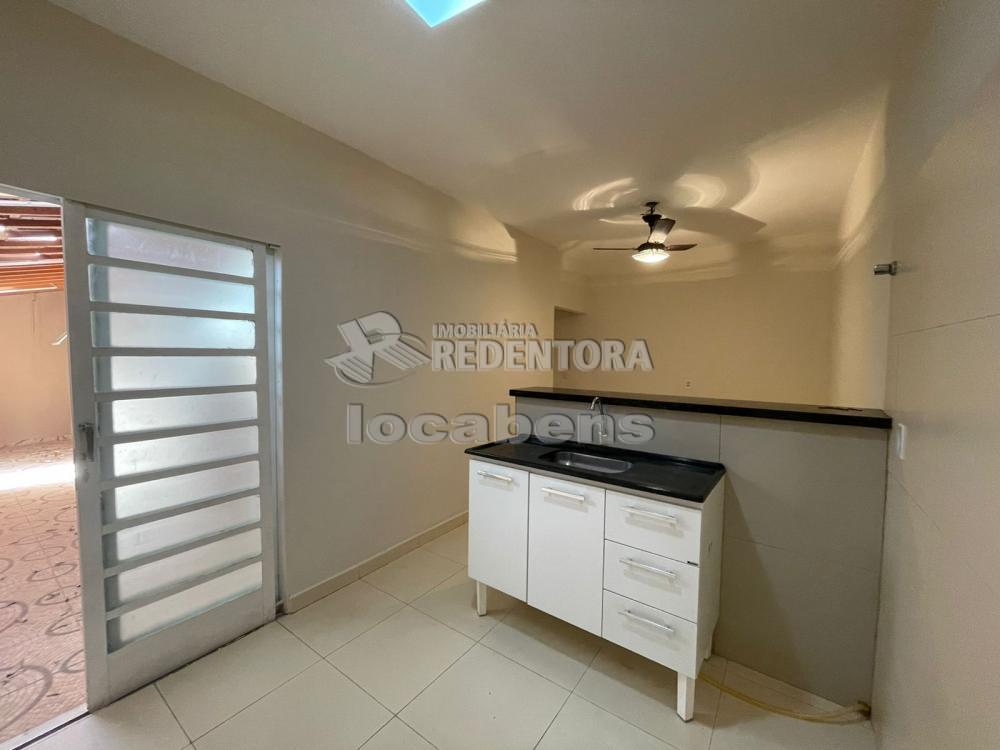 Comprar Casa / Padrão em Bady Bassitt R$ 450.000,00 - Foto 3