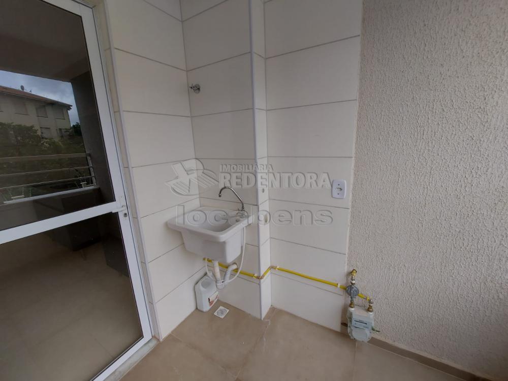 Alugar Apartamento / Padrão em São José do Rio Preto R$ 1.203,00 - Foto 5