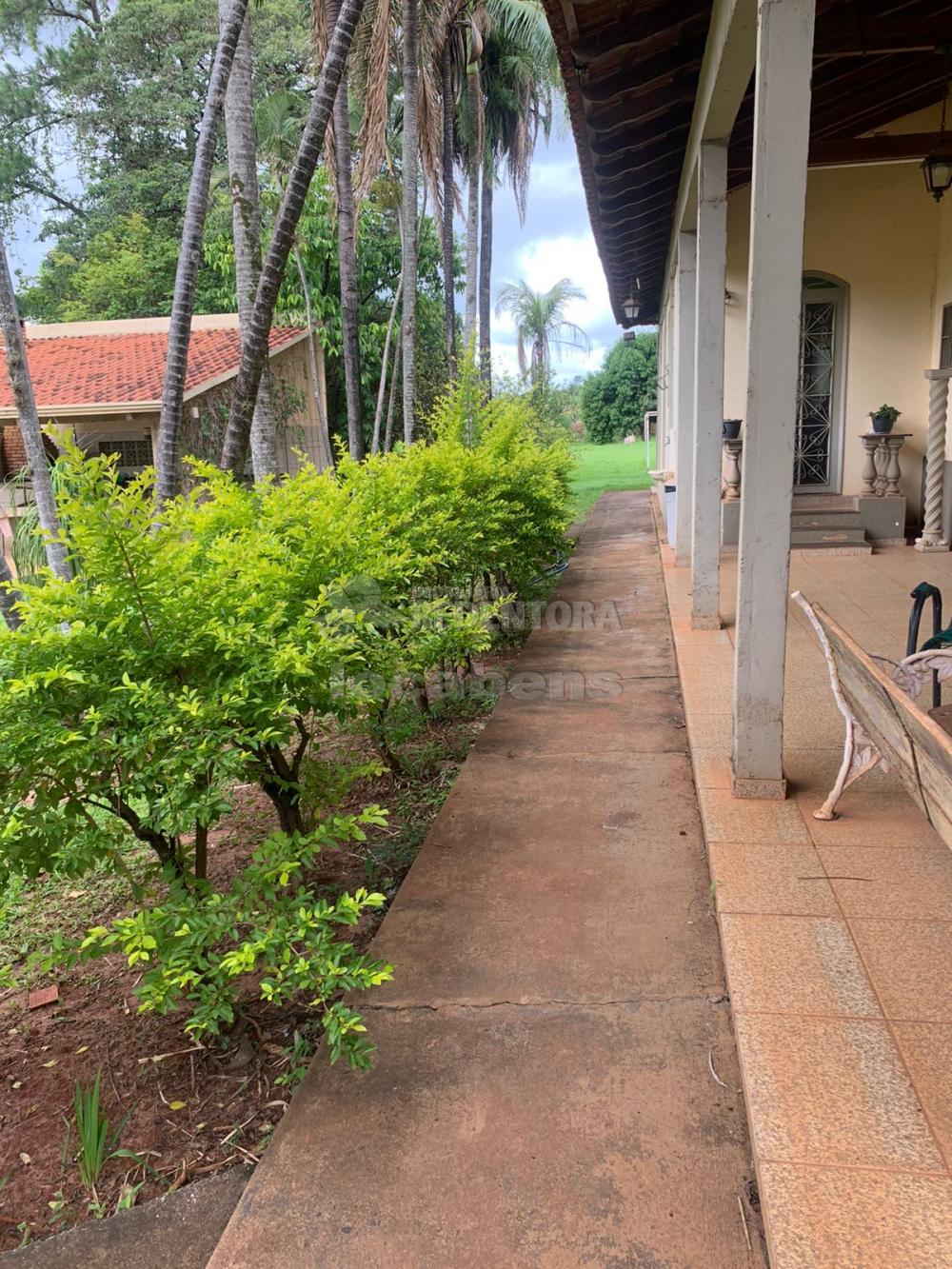 Chácara à venda com 3 quartos, 5481m² - Foto 3
