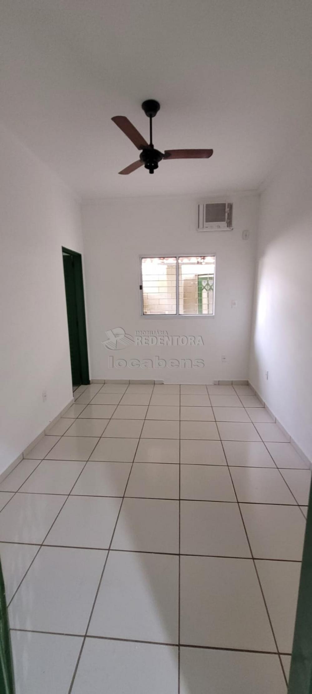 Alugar Comercial / Sala em São José do Rio Preto R$ 500,00 - Foto 5