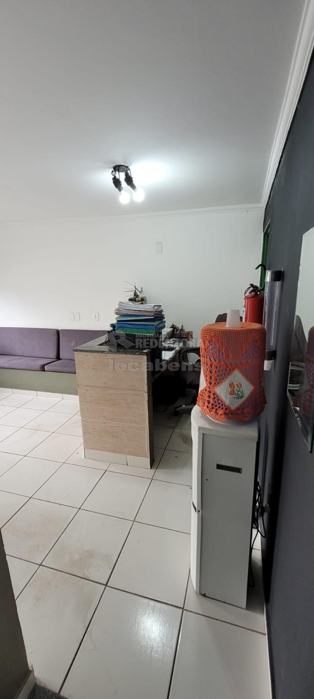 Alugar Comercial / Sala em São José do Rio Preto R$ 500,00 - Foto 3