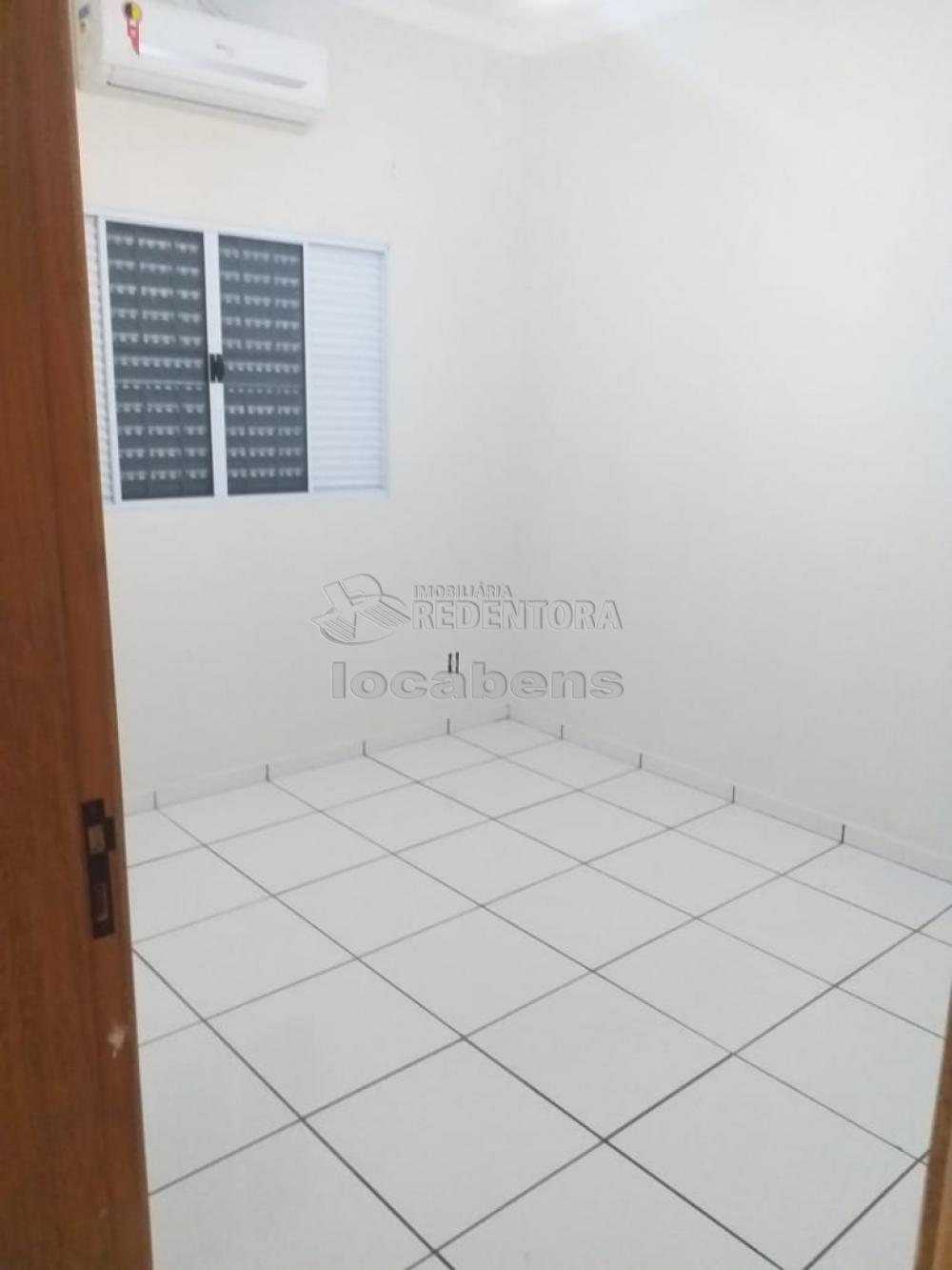 Comprar Casa / Padrão em São José do Rio Preto R$ 210.000,00 - Foto 8