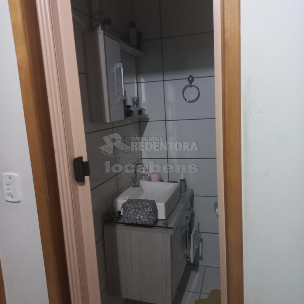 Comprar Casa / Padrão em São José do Rio Preto R$ 210.000,00 - Foto 14