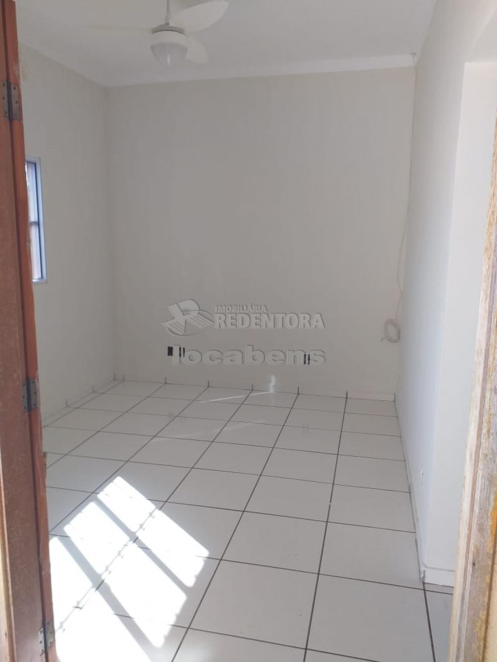 Comprar Casa / Padrão em São José do Rio Preto R$ 210.000,00 - Foto 6