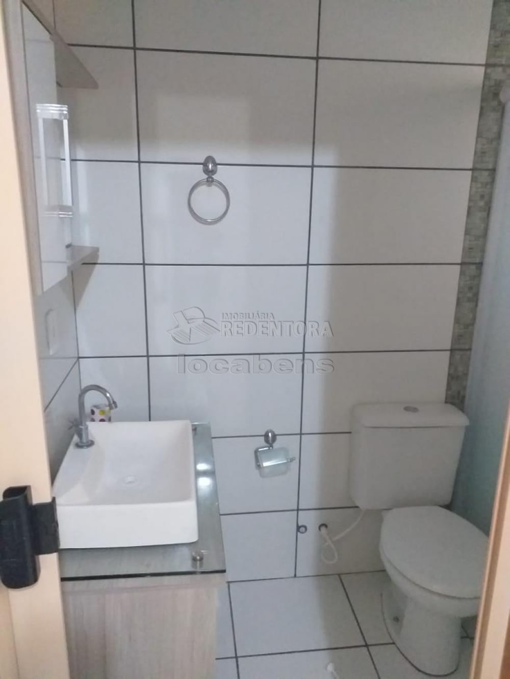 Comprar Casa / Padrão em São José do Rio Preto R$ 210.000,00 - Foto 16