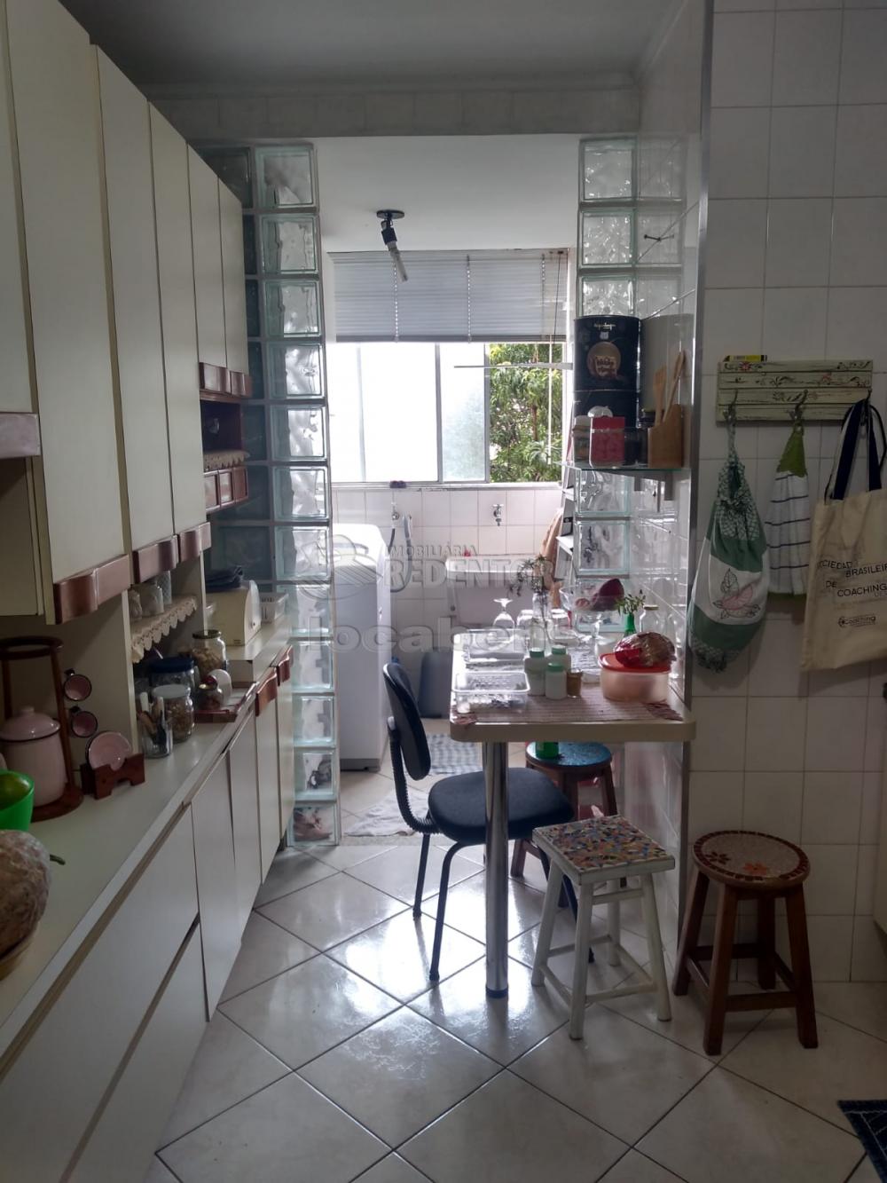 Comprar Apartamento / Padrão em São José do Rio Preto R$ 265.000,00 - Foto 4