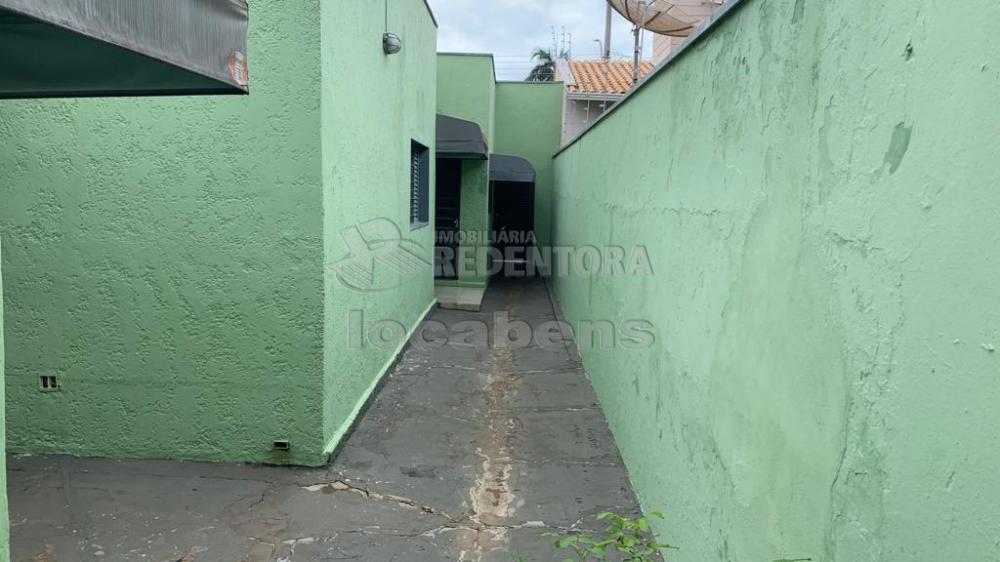 Casa à venda com 3 quartos, 237m² - Foto 3