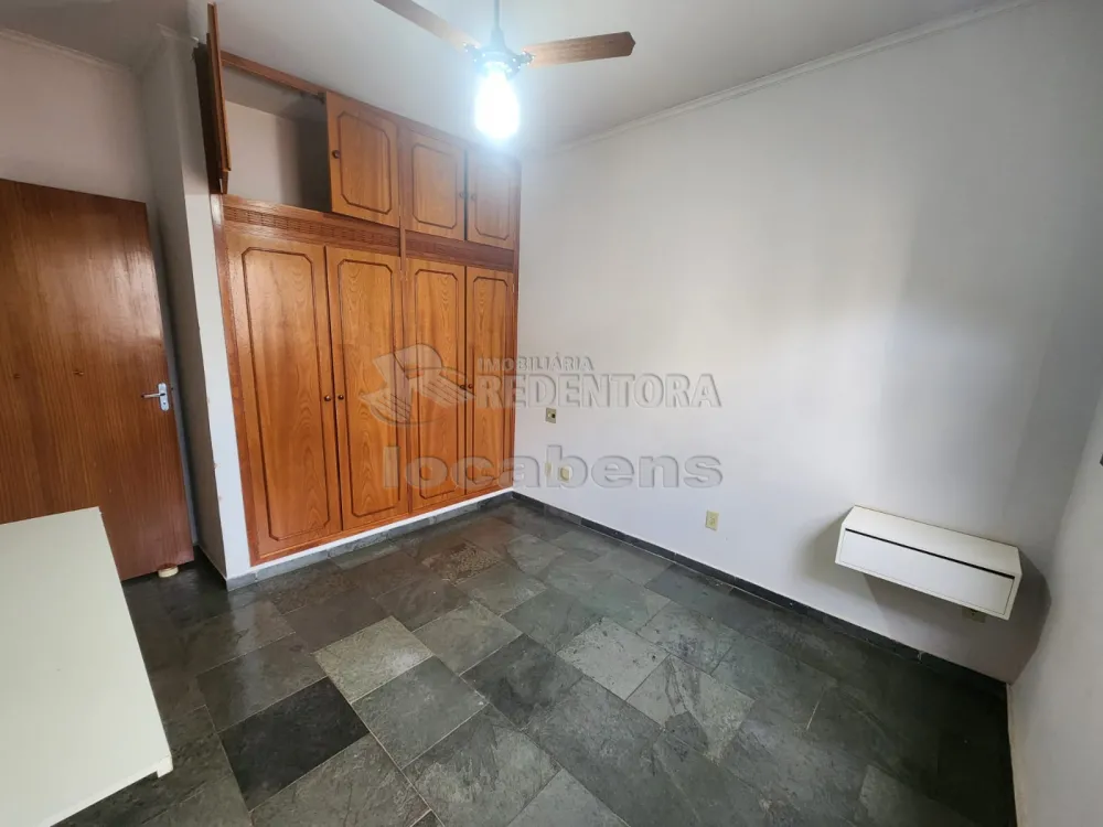 Alugar Apartamento / Padrão em São José do Rio Preto R$ 1.300,00 - Foto 10