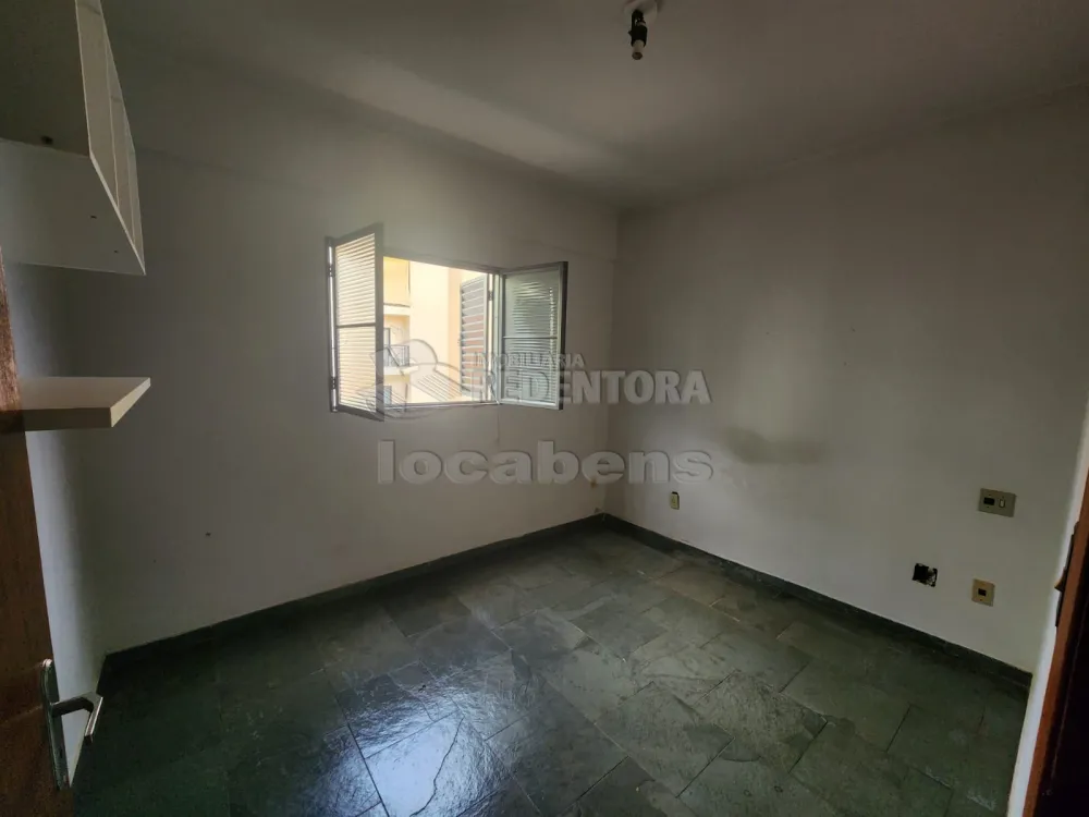 Alugar Apartamento / Padrão em São José do Rio Preto R$ 1.300,00 - Foto 8