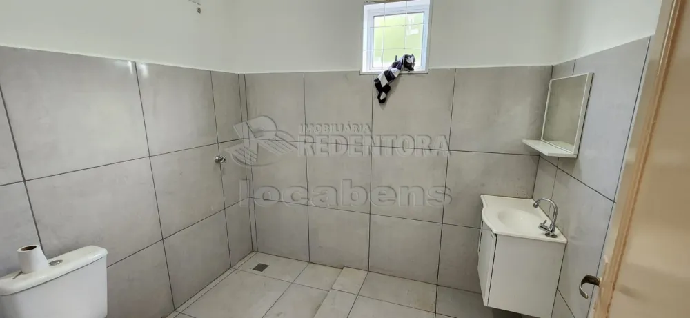 Comprar Casa / Padrão em São José do Rio Preto R$ 250.000,00 - Foto 4