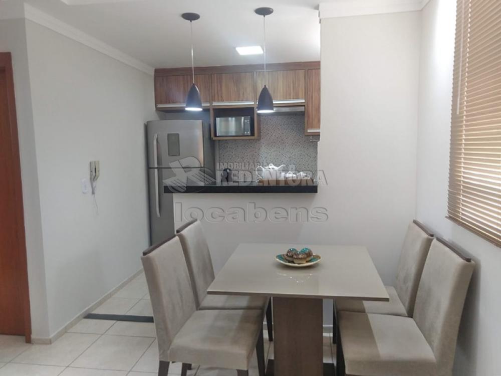 Comprar Apartamento / Padrão em São José do Rio Preto R$ 165.000,00 - Foto 1