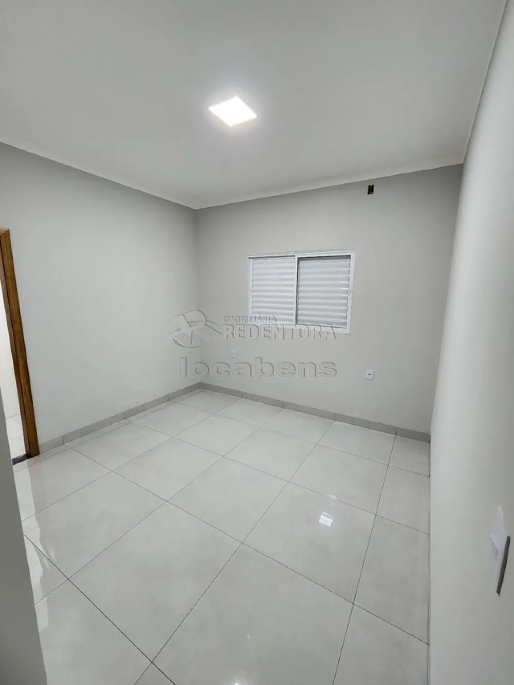 Comprar Casa / Padrão em São José do Rio Preto R$ 335.000,00 - Foto 4