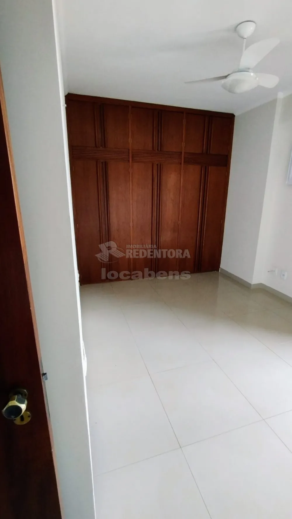 Comprar Apartamento / Padrão em São José do Rio Preto R$ 399.000,00 - Foto 3