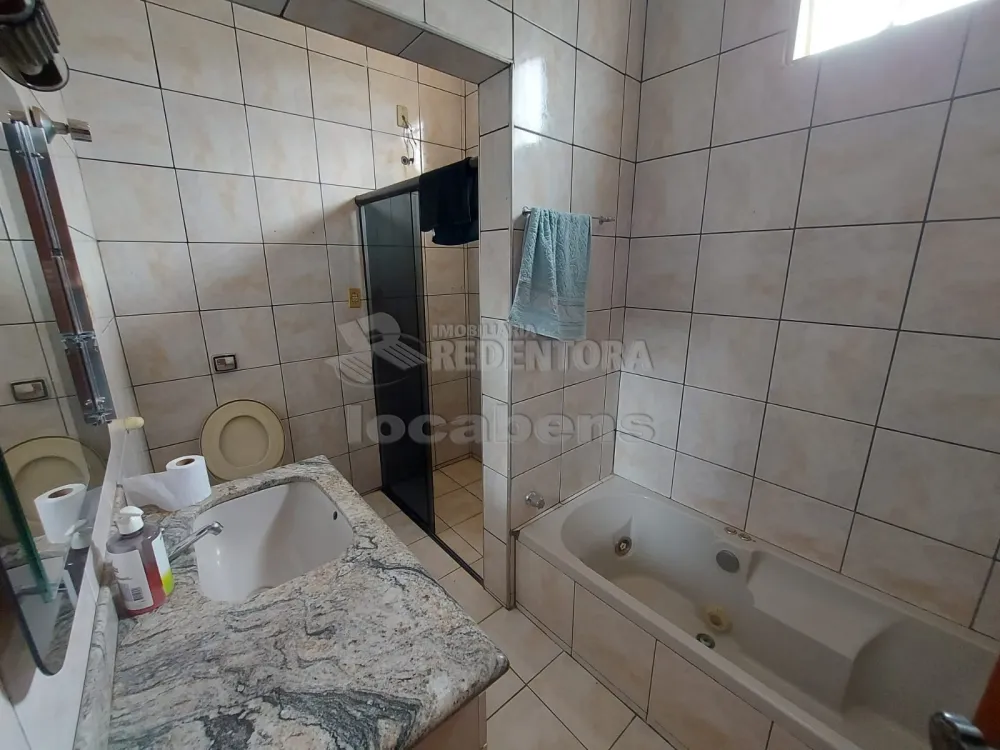 Alugar Casa / Padrão em São José do Rio Preto R$ 1.250,00 - Foto 10