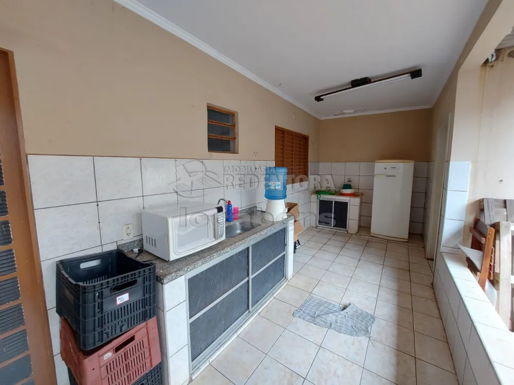 Alugar Casa / Padrão em São José do Rio Preto R$ 1.250,00 - Foto 9