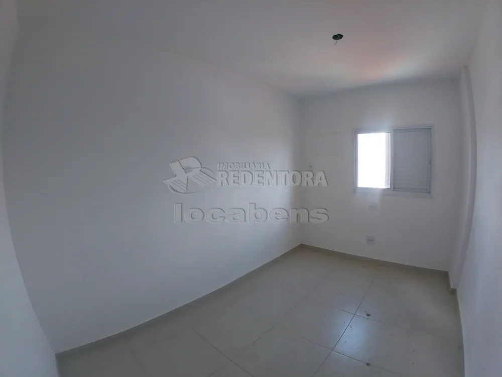 Comprar Apartamento / Padrão em São José do Rio Preto R$ 240.000,00 - Foto 6