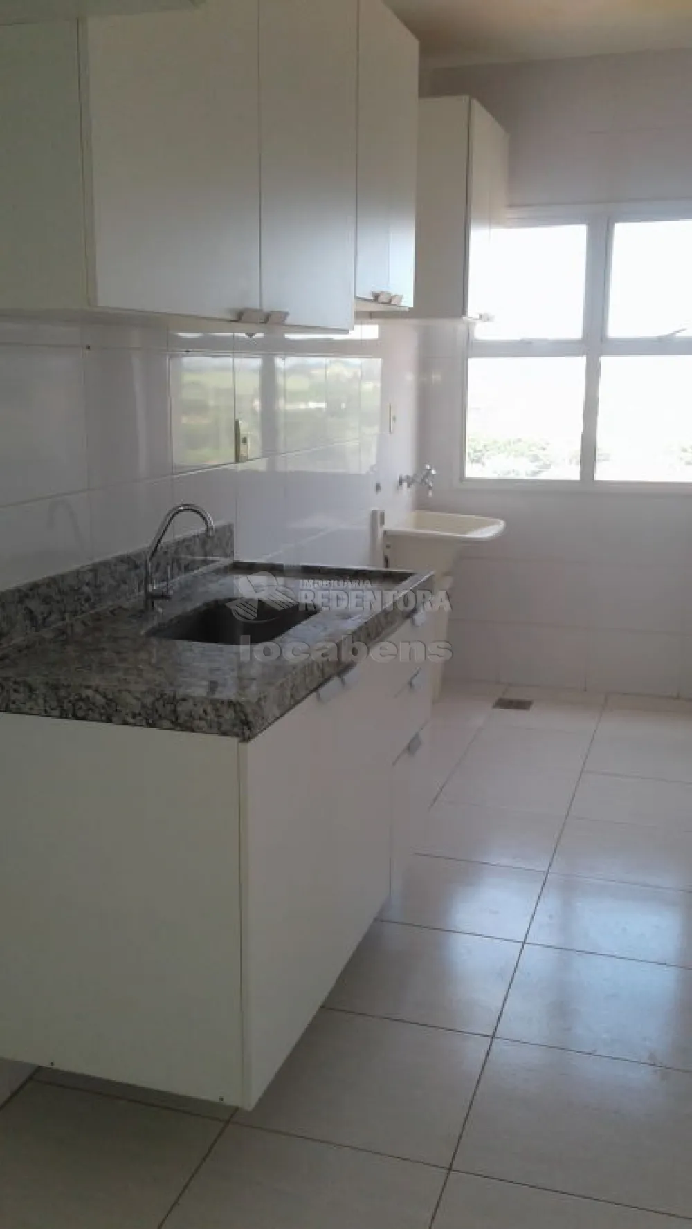 Alugar Apartamento / Padrão em São José do Rio Preto R$ 1.350,00 - Foto 4