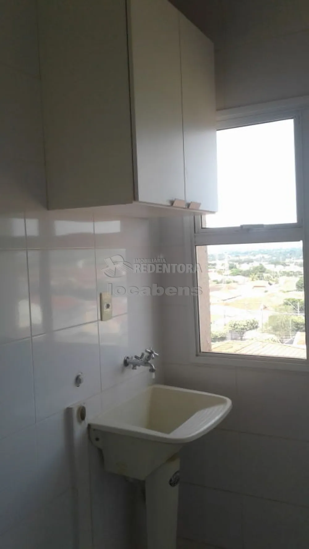 Alugar Apartamento / Padrão em São José do Rio Preto R$ 1.350,00 - Foto 6