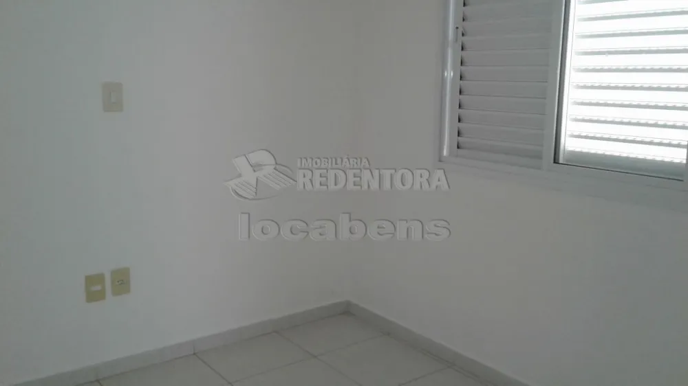 Alugar Apartamento / Padrão em São José do Rio Preto R$ 1.350,00 - Foto 15