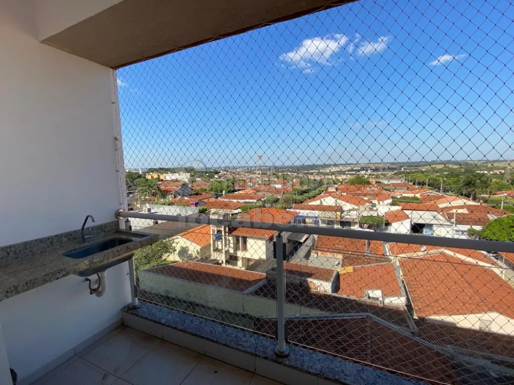 Alugar Apartamento / Padrão em São José do Rio Preto R$ 1.350,00 - Foto 18