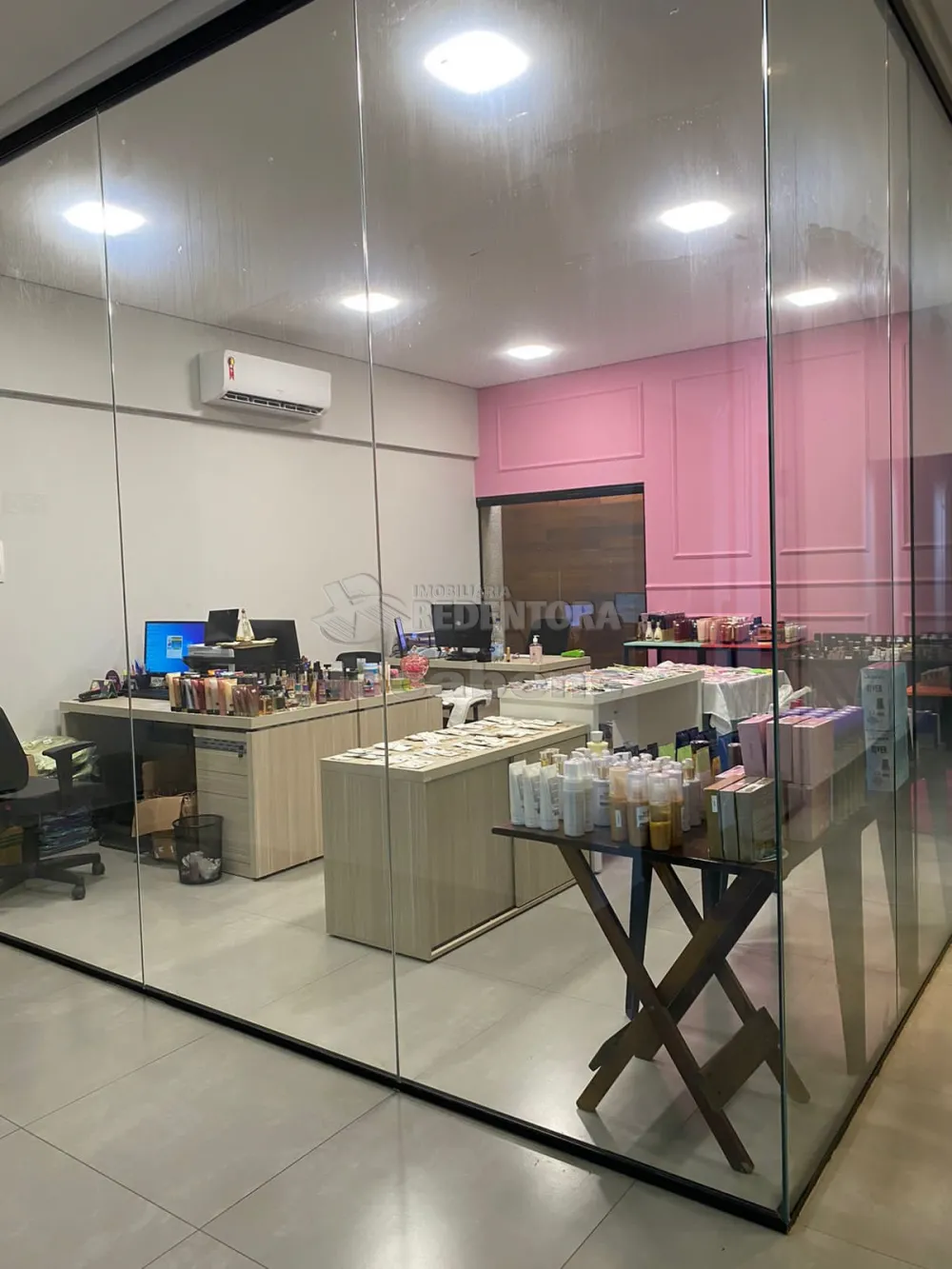 Alugar Comercial / Sala em Mirassol apenas R$ 1.800,00 - Foto 4