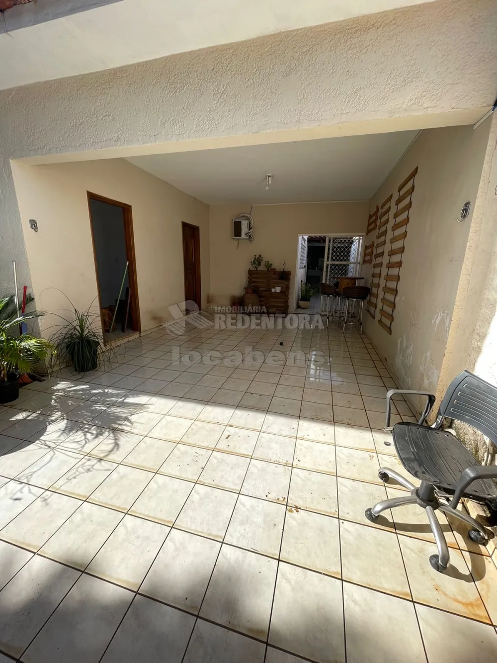 Comprar Casa / Padrão em São José do Rio Preto R$ 400.000,00 - Foto 1