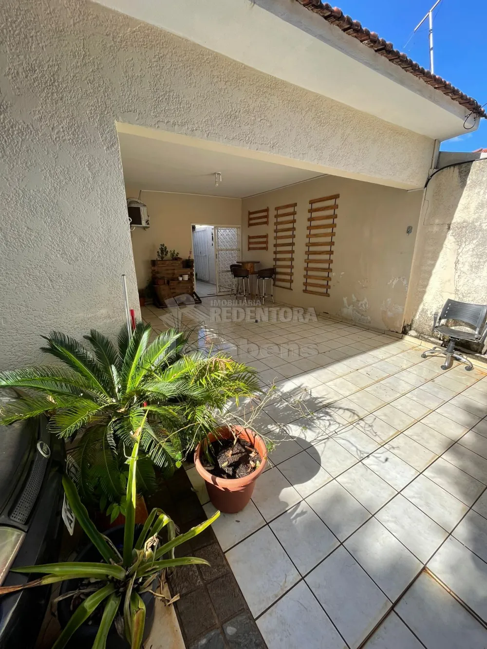 Comprar Casa / Padrão em São José do Rio Preto R$ 400.000,00 - Foto 3