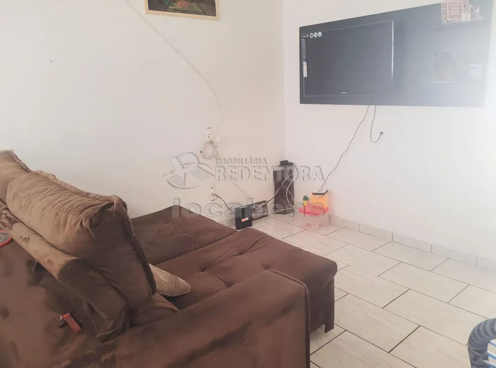 Comprar Casa / Padrão em São José do Rio Preto R$ 190.000,00 - Foto 3