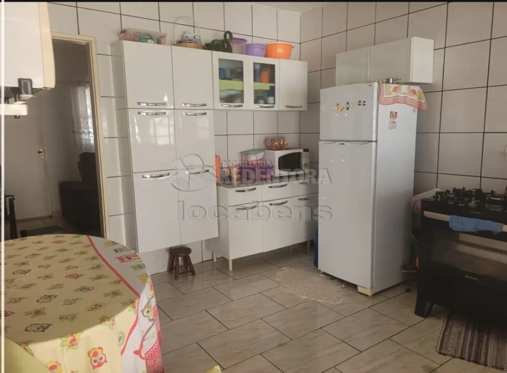 Comprar Casa / Padrão em São José do Rio Preto R$ 190.000,00 - Foto 6