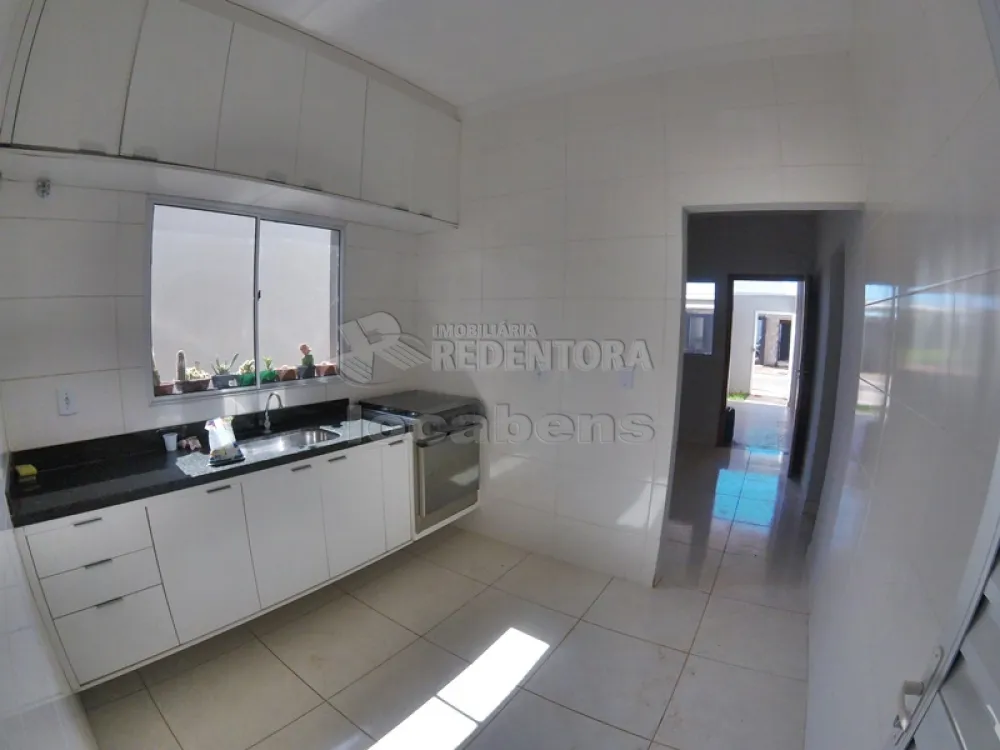 Alugar Casa / Padrão em São José do Rio Preto R$ 1.200,00 - Foto 6