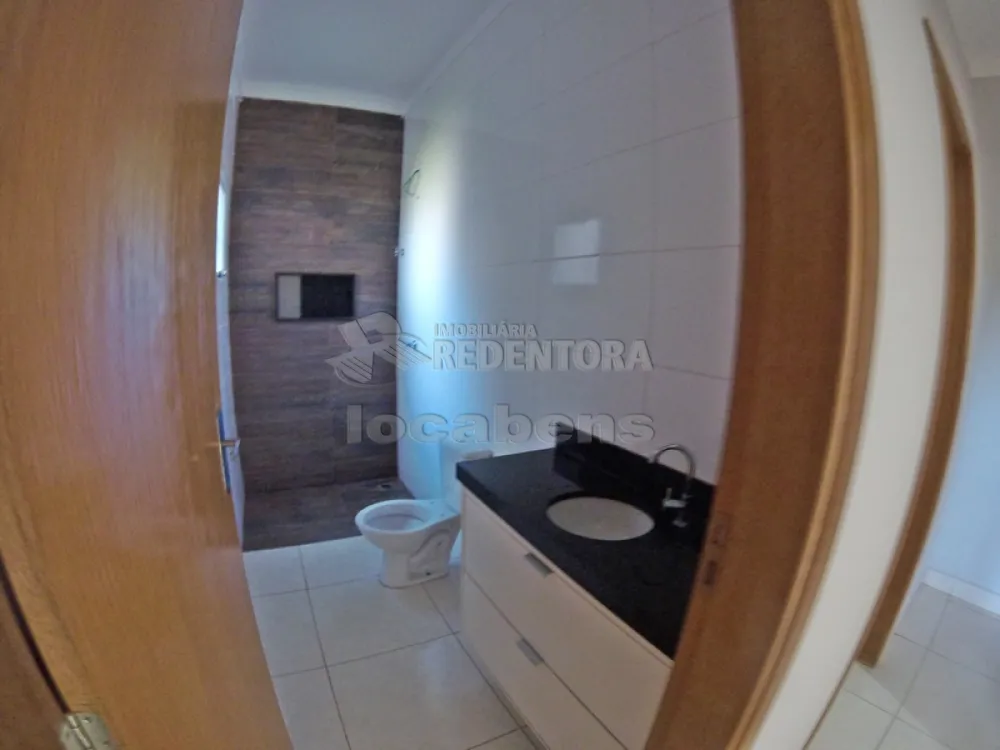 Alugar Casa / Padrão em São José do Rio Preto R$ 1.200,00 - Foto 14
