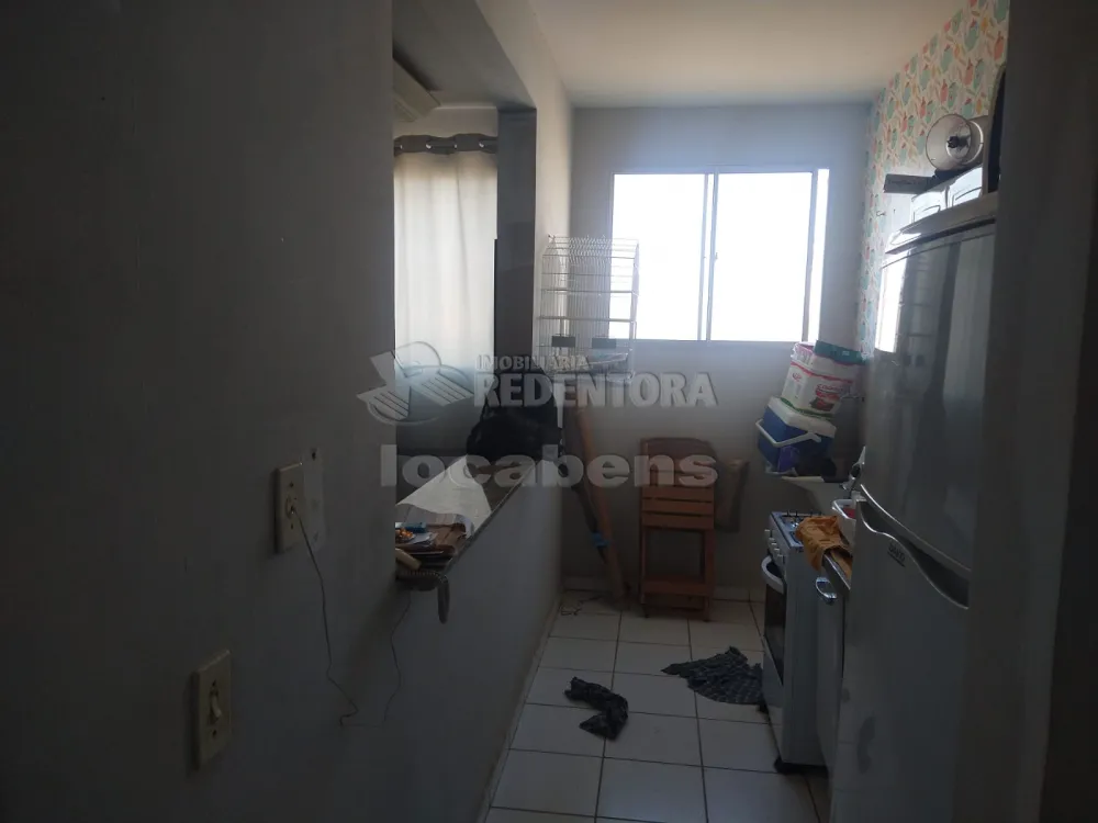 Alugar Apartamento / Padrão em São José do Rio Preto R$ 1.000,00 - Foto 4