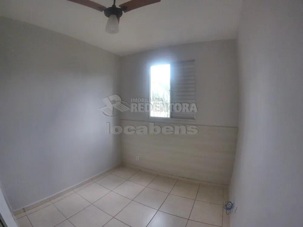 Alugar Apartamento / Padrão em São José do Rio Preto R$ 900,00 - Foto 10