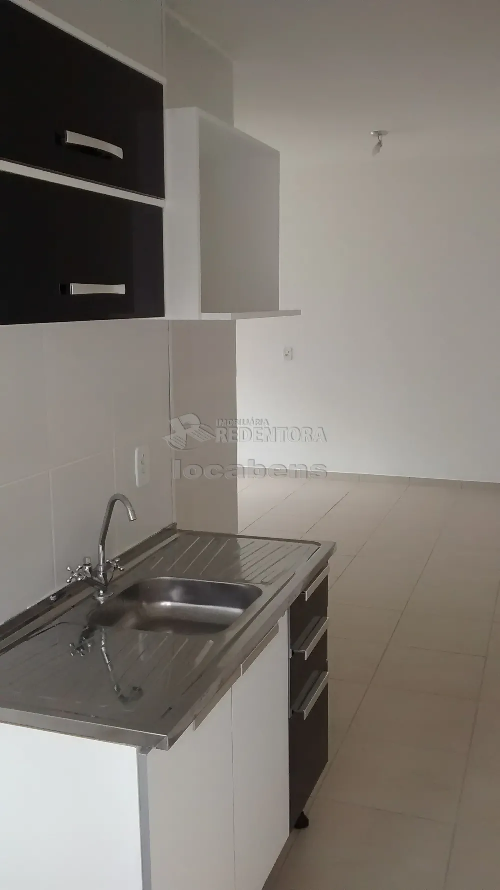 Alugar Apartamento / Padrão em São José do Rio Preto R$ 990,00 - Foto 3