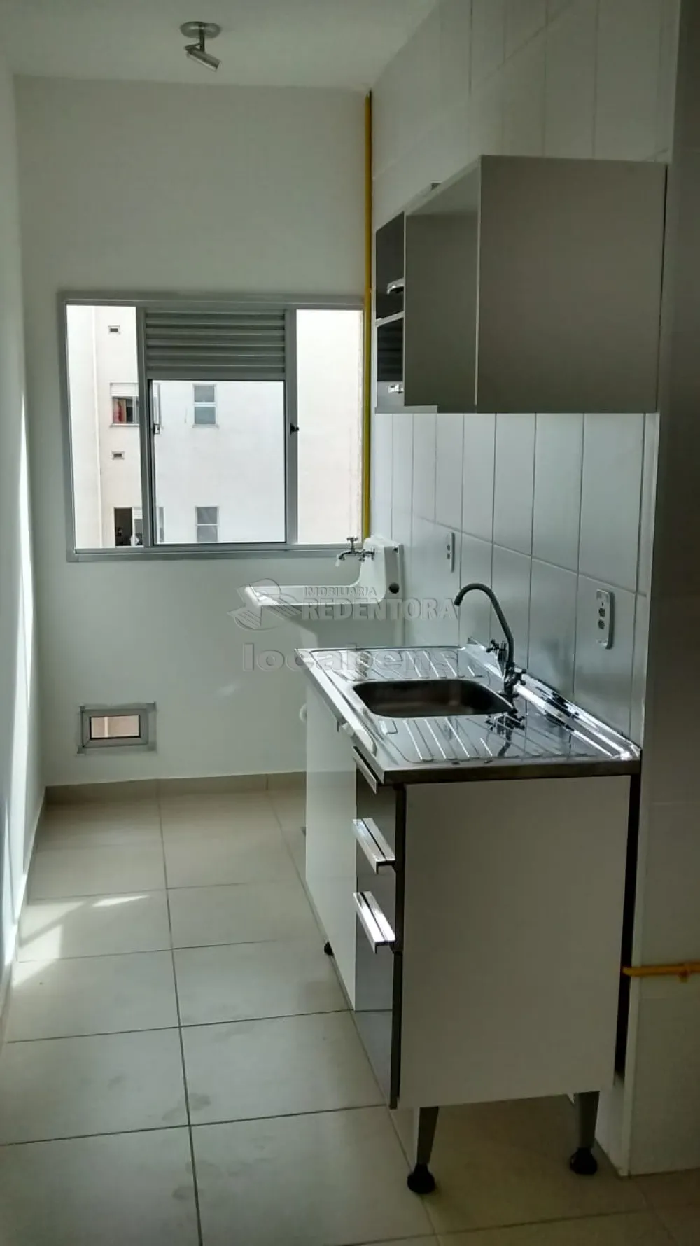 Alugar Apartamento / Padrão em São José do Rio Preto R$ 990,00 - Foto 2