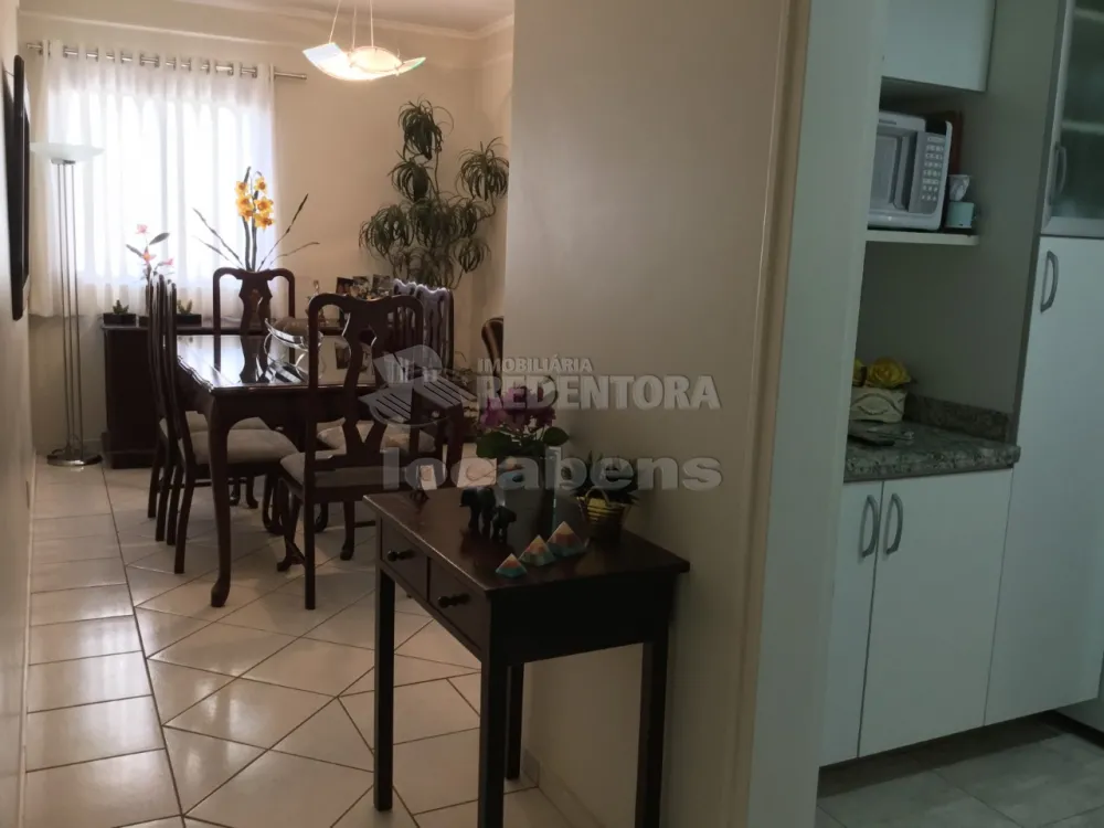 Comprar Apartamento / Padrão em São José do Rio Preto R$ 390.000,00 - Foto 5