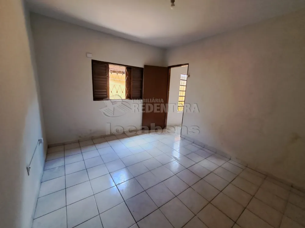 Comprar Casa / Padrão em São José do Rio Preto R$ 190.000,00 - Foto 13