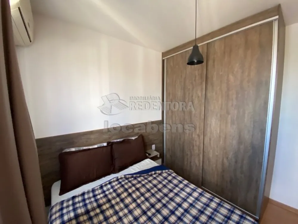 Alugar Apartamento / Padrão em São José do Rio Preto R$ 710,00 - Foto 2