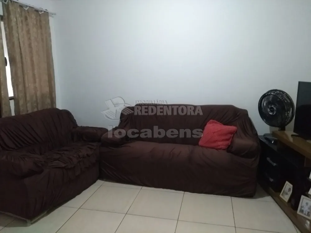 Comprar Casa / Padrão em São José do Rio Preto R$ 450.000,00 - Foto 3