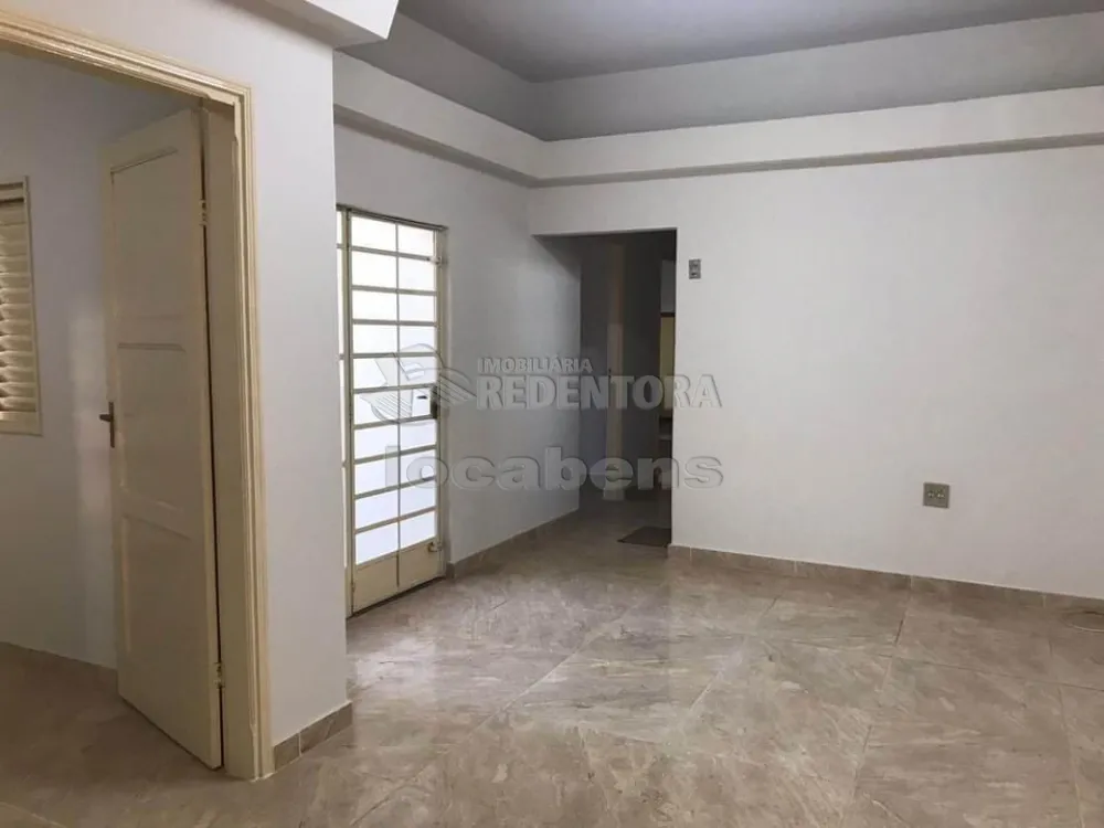 Comprar Casa / Padrão em São José do Rio Preto R$ 420.000,00 - Foto 3