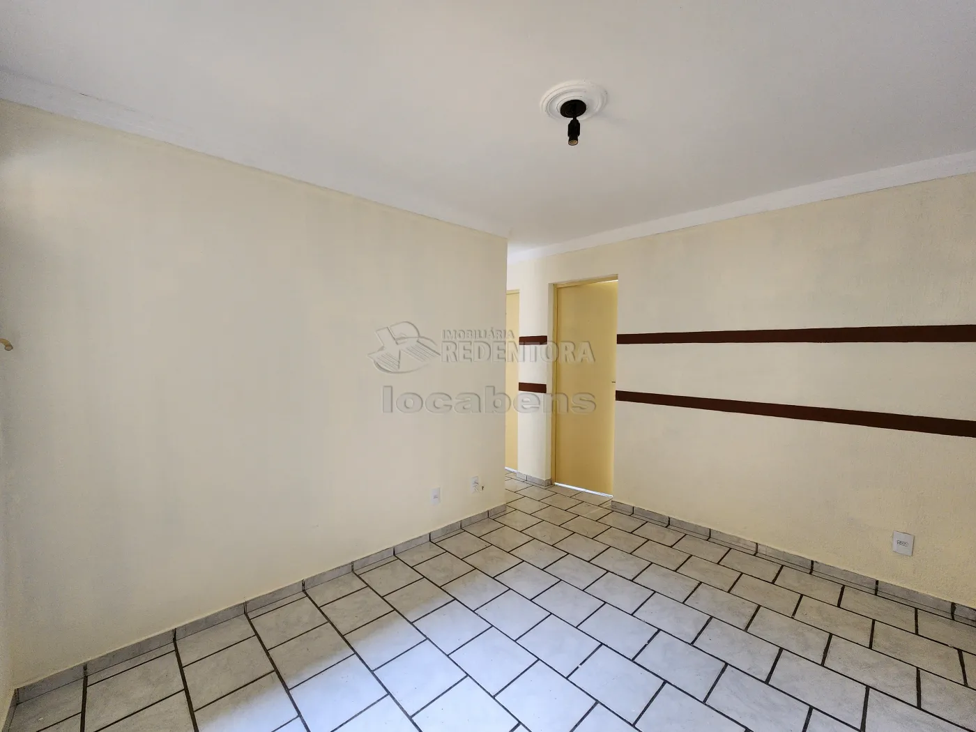 Alugar Apartamento / Padrão em São José do Rio Preto R$ 720,00 - Foto 2